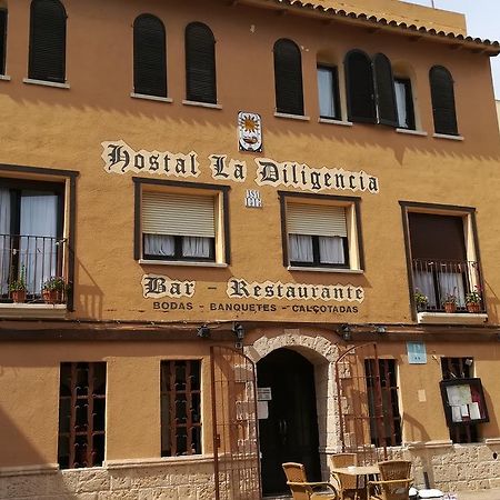 Hostal Restaurante La Diligencia クニット エクステリア 写真