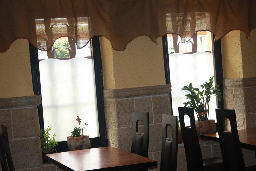 Hostal Restaurante La Diligencia クニット エクステリア 写真