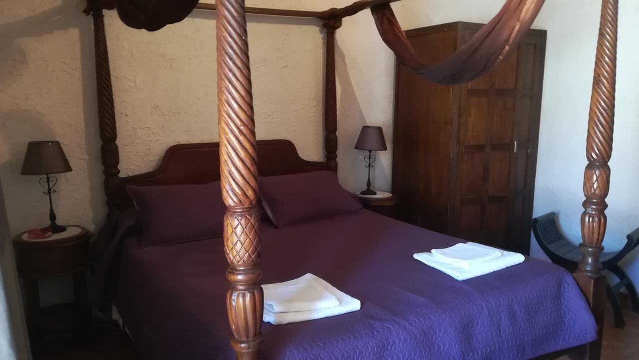 Hostal Restaurante La Diligencia クニット エクステリア 写真