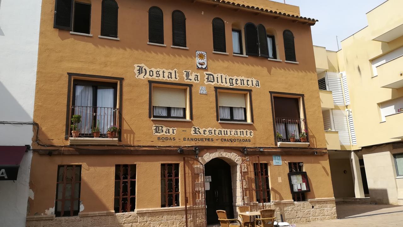 Hostal Restaurante La Diligencia クニット エクステリア 写真