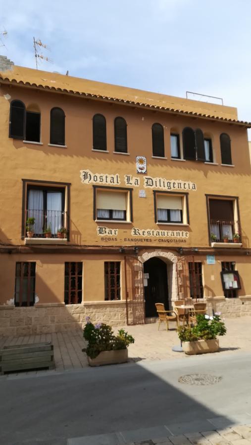 Hostal Restaurante La Diligencia クニット エクステリア 写真